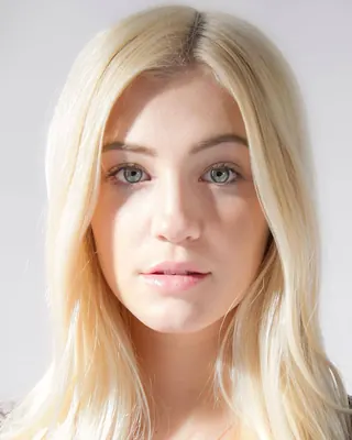 Aline, 30 ans, dominatrice à Issoudun