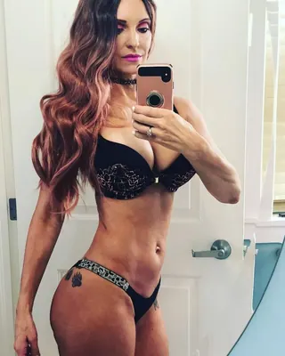 Elise, 43 ans, dominatrice à Montpellier