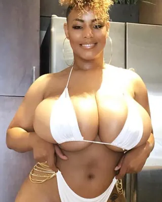 Marlène, 33 ans, dominatrice à Saint-Denis