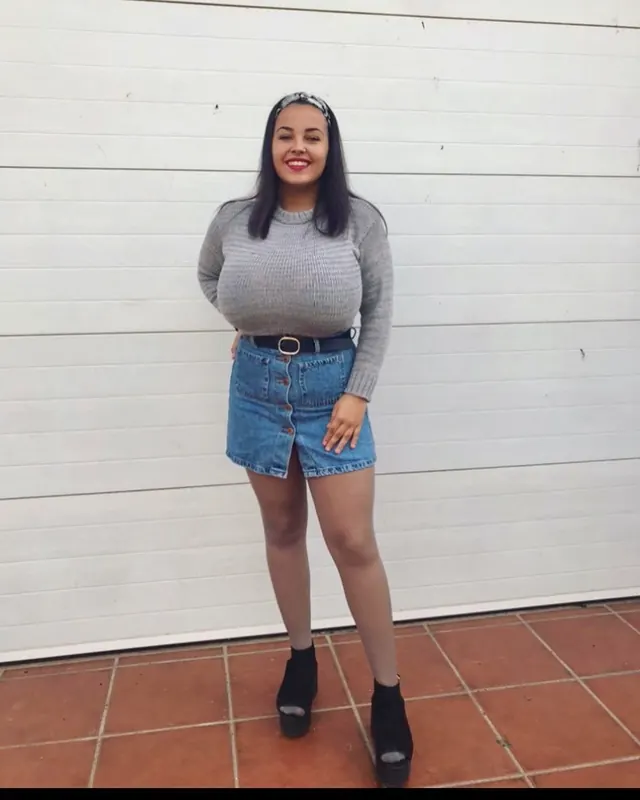 Souhila, 29 ans, dominatrice à Inzinzac-Lochrist