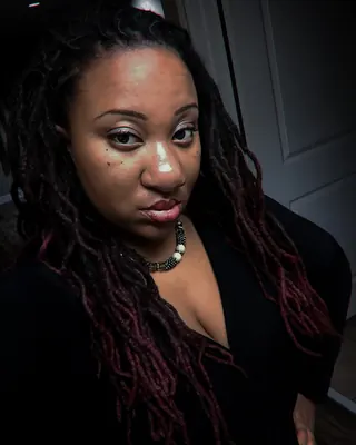 Zeinab, 35 ans, dominatrice à Nantes